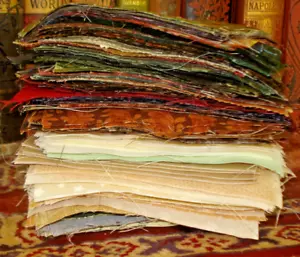 100s of Pieces - Quilt Fabric Mix Lot Assorted 5" Squares 100% Cotton Prints - Picture 1 of 12