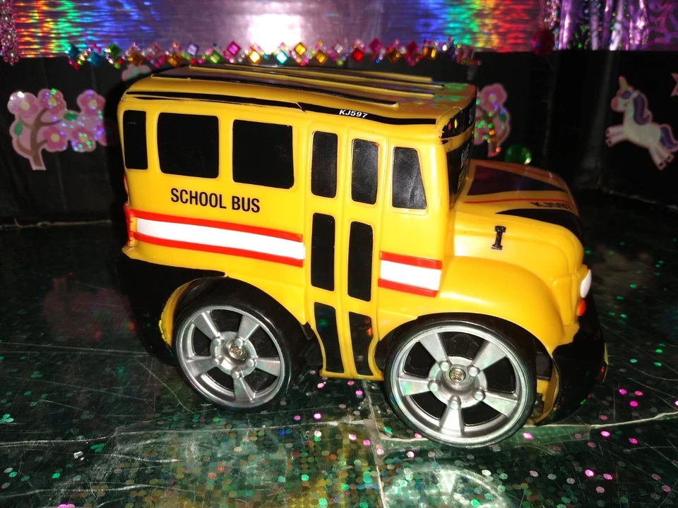 🦄Kid Galaxy / Toddlers Yellow {School Bus} Shake For Sound! Soft 7"➡️X5"⬆️Toy! - Image 1 of 4