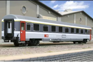 ACME 52401 Swiss SBB-CFF first class coach, type UIC-Z, Am - Picture 1 of 10