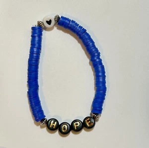 Handgefertigtes blaues dehnbares Ton Perlen Armband - Hoffnung - Bild 1 von 1