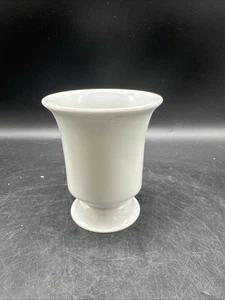 Artístico jarrón KPM Berlín "forma de taza a pie" - blanco - M.13 (2) - Imagen 1 de 6