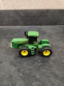 Ertl John Deere Green Farm Tractor Loose Diecast 1:64(?) J0519YL01 4.5" - Picture 1 of 6