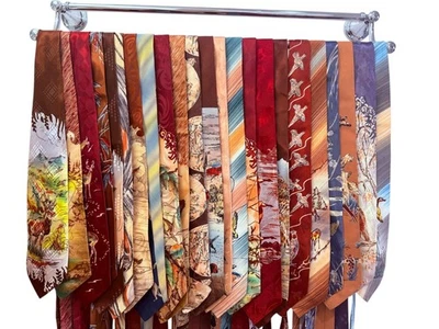 Lote de 23 corbatas vintage para hombre de la década de 1940 | Corbatas novedosas Swing Era Silk Rayon MCM Foto 1 de 4