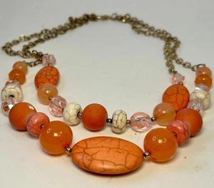 Collar naranja llamativo gelatina lucita y cuentas de cristal transparente 22" 2 hilos - Imagen 1 de 8