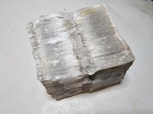 Silkstone / Selenite Crystal Specimen - 7 x 6 x 5 cm - Unknown Locality - Picture 1 of 5