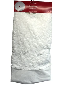 Christmas Tree Skirt 48" White Sequin Faux Fur At Home New - Picture 1 of 7