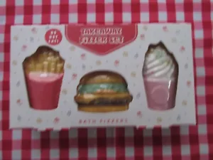 TAKEAWAY BATH FIZZER SET BUGER FRIES MILKSHAKE NEW SEALED UNUSED UNWANTED GIFT - Imagen 1 de 2