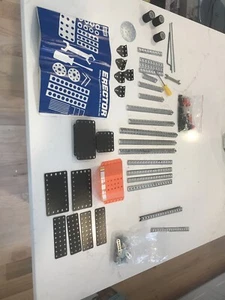 VTG Gabriel 500 Electric Motorized Remote Construction Erector Set Parts Only - Picture 1 of 7