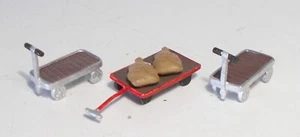 00 Gauge Assorted Parcels Trucks (x3) - Picture 1 of 1