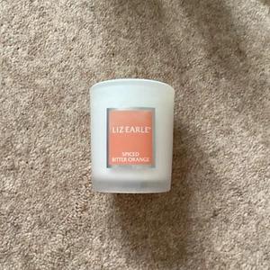 Liz Earle SPICED BITTER ORANGE Botanical Candle - 75g - Brand New & Unused - Picture 1 of 5