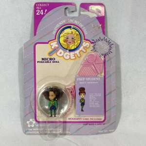 1989 Meritus KIDGETTS MUFFY ANDERSON Prep Student MINI BEWEGLICHE PUPPE NEU VERSIEGELT - Bild 1 von 7