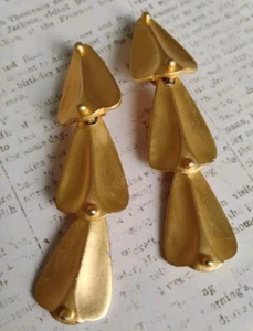 Vintage ALEXIS KIRK Gold Tone Articulated Triple Drop 3" Clip on Earrings! - Picture 1 of 9