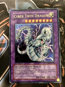 Yugioh Cyber Twin Dragon CRV-EN035 Ultimate Raro 1a Edición - MP - Imagen 1 de 16