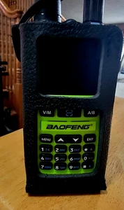 Mini funda de cuero Baofeng UV5R con clip para cinturón HECHO EN EE. UU. GARANTÍA DE POR VIDA - Imagen 1 de 4