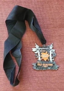 2017 Halloween Finisher Medaille Superhelden Veranstaltungen Halbmarathon & Staffel - Bild 1 von 3