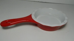 Modern Gourmet Foods Quiche Pie Dish Fluted Edge 5" Red & White Stoneware Handle - Picture 1 of 9