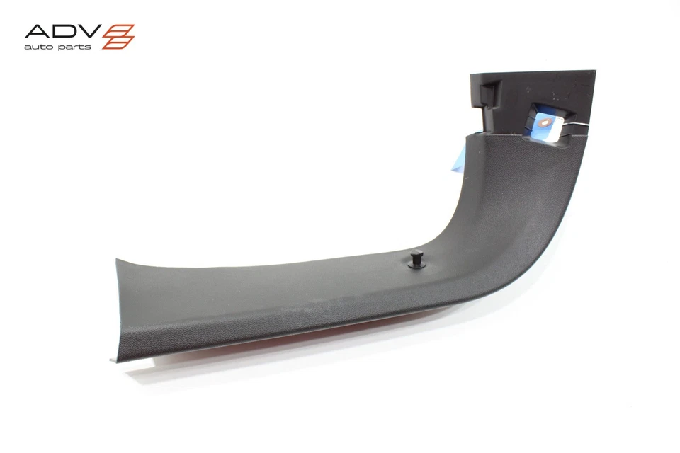 PUERTA TRASERA CHEVROLET TRAX 2024-2025 PUERTA LEVADIZA LADO IZQUIERDO CUBIERTA SUPERIOR PANEL DE MOLDURA OEM Foto 1 de 4