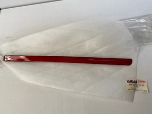 Genuine Yamaha XS250 XS400 1979 Right Hand Seat Trim 3N6-24785-10-63 - Picture 1 of 8