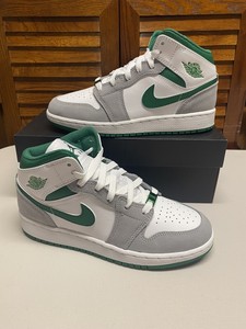 Las mejores ofertas en Jordan 1 Mid Gris Blanco | eBay