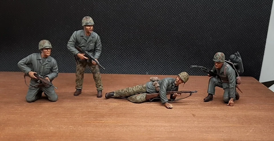 1/35 Painted Miniatures - 2nd Division, USMC (Tarawa 1943) - Image 1 of 1