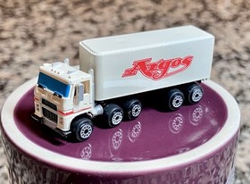 Galoob Micro Machines 1980&rsquo;s Cab Over Semi Truck With Opening Doors & Cab Minty