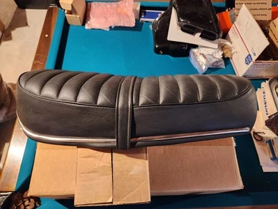 Assento Honda CB450 K3 K4 1970 71 Original OEM Bom Leia a Descrição! 70 1971  - Imagem 1 de 4