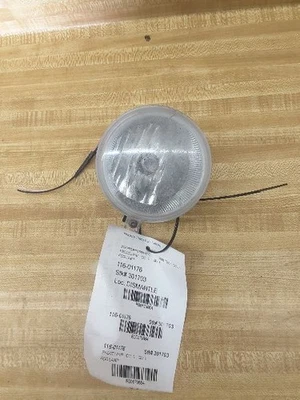 Corner/Park Light Fog-driving Lower Bumper Cover Fits 05-09 CARAVAN 179864 - Изображение 1 из 4