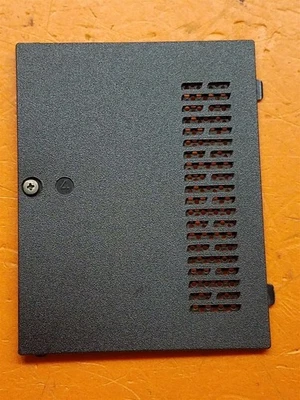 ⭐️⭐️⭐️⭐️⭐️ Laptop Memoria RAM Cubierta Puerta V000933190 Toshiba Satellite L305D-S5974 Foto 1 de 2