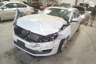 2015 Volkswagen Passat Automatic Transmission OEM 121K Miles - LKQ402337388 - Image 1 of 4