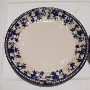 Temptations By Tara Floral Lace White/Blue Basket Weave 2 Dinner 2 desert plates - Picture 1 of 10