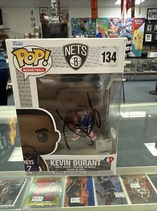 Funko Pop! Vinile: Kevin Durant #134 PSA Autenticato Firmato - Foto 1 di 3