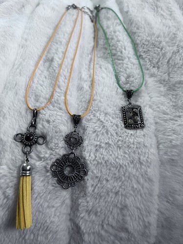 VETEMENTS Costume moderno set di 3 collane gioiello fatte a mano per ogni fascia di età