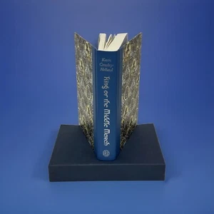 FOLIO SOCIETY Book & Slipcase KING OF THE MIDDLE MARCH Kevin Crossley-Holland - Picture 1 of 1