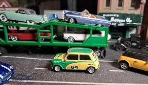 RTR HONGWELL CARARAMA MINI COOPER MODEL 1:72 FOR-DISPLAY/AYOUT #64 YELLOW/GREEN - Picture 1 of 11