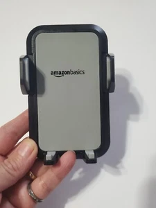 Universal Smarphone Holder for Car Air Vent Amazon Basics - Photo 1 sur 5