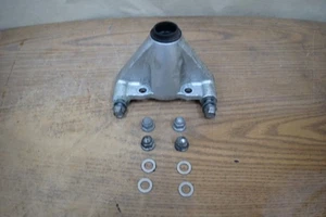 2005 YAMAHA VSTAR XVS1100 REAR DIFFERENTIAL DRIVE SHAFT HOUSING - Bild 1 von 6