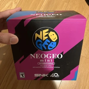 NEOGEO Mini International Unopened 40 Classic Games Console New - Picture 1 of 3