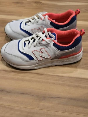 New Balance 997H Zapato para Correr / Tenis para Niños Azul Rosa Blanco Talla 6 Foto 1 de 4