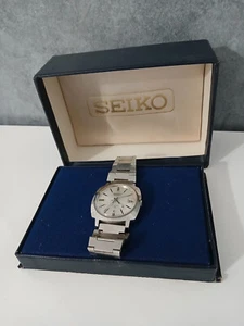 Orologio da Polso Automatico Seiko Uomo 7005 7130 Vintage 17 Jewels Acciaio - Picture 1 of 3