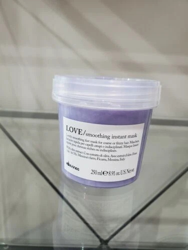 Davines LOVE Smoothing Instant Mask 8.91 oz // SPECIAL OFFER// - Image 1 of 1