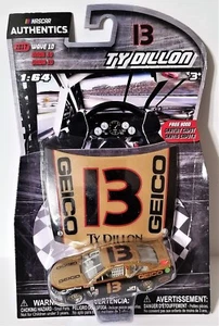 2017 Wave 10 NASCAR Authentics #13 Ty Dillon Maßstab 1:64 Chevy SS Geico mit Kapuze - Bild 1 von 2