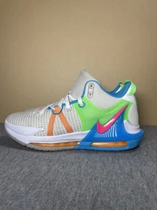 Nike LeBron James Witness VII 7 Grey Fog Hyper Pink Blue DM1123-003 Sz 9 Mens - Picture 1 of 15