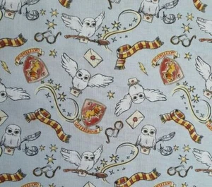 Harry potter Gryffindor 100% Cotton fabric - Picture 1 of 6