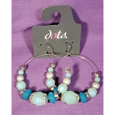 Pendientes colgantes de alambre con cuentas tono azul y plata puntos, nuevos Foto 1 de 4