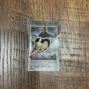 Star Wars VIELFALT Herz Pin Die dunkle Bedrohung Episode 1 R2d2 und C3po - Bild 1 von 2