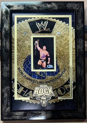 岩石签名带框 Matted WWF 冠军 4x6 照片 WWE Dwayne Johnson BAS 正品证书 — 第 1/4 张图片