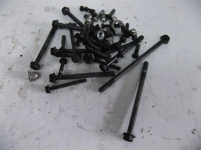 TUERCAS Y PERNOS DE MOTOR KAWASAKI GPZ305 Foto 1 de 2