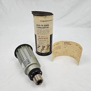 Vintage Bryant Fotoelektrische Lampenfassung Adapter 67620 150W 120V für PAR-38 Lampe - Bild 1 von 14
