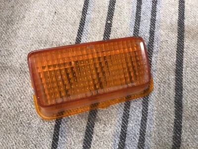 Поздний 77-78 Datsun B210 гриль смонтированный поворотник свет объектив LH - Изображение 1 из 4