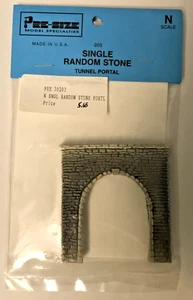 Spur N Vorgröße 30203 einzelnes zufälliges Steintunnelportal - Bild 1 von 1